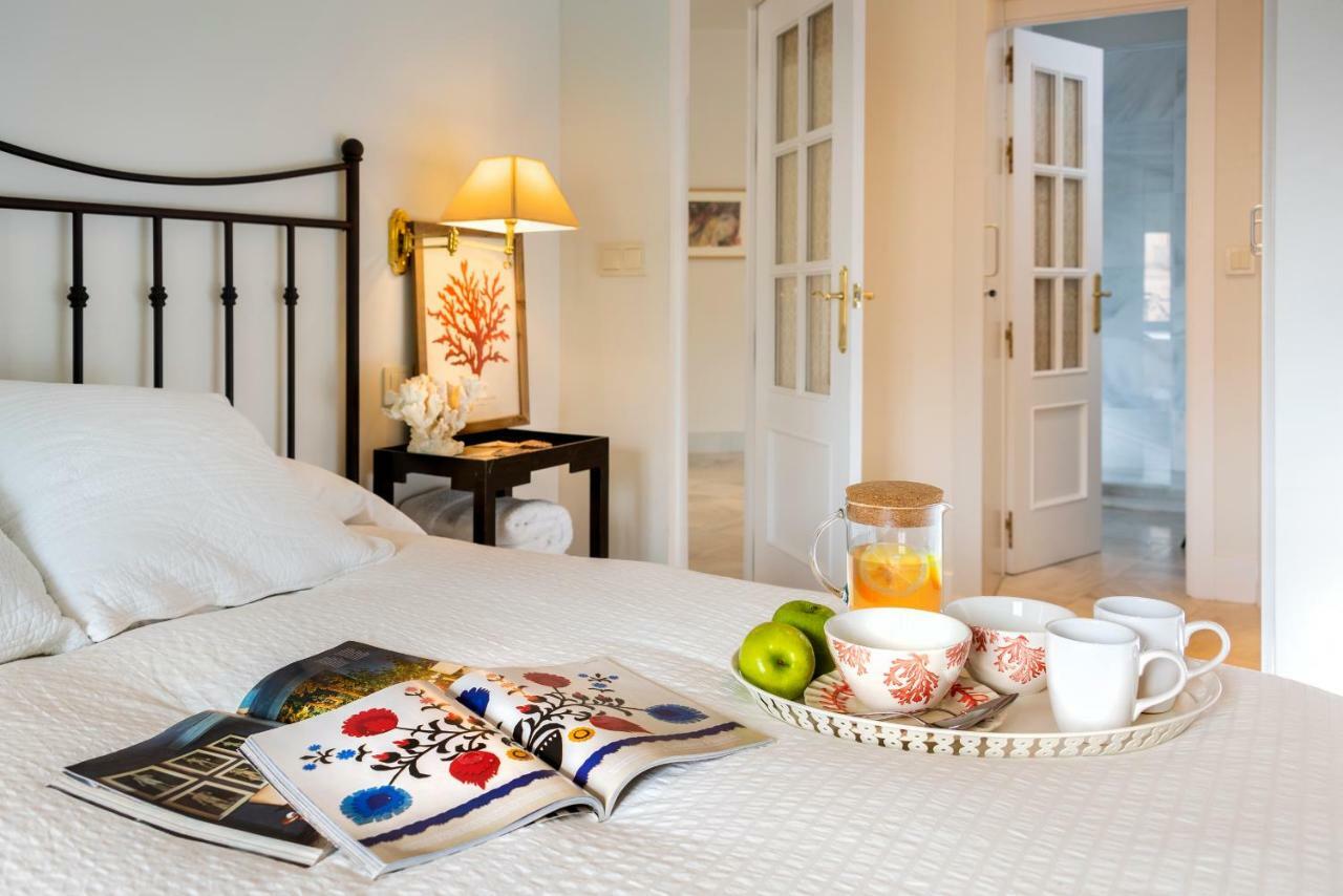 Apartamento La Catedral Sevilla Eksteriør billede
